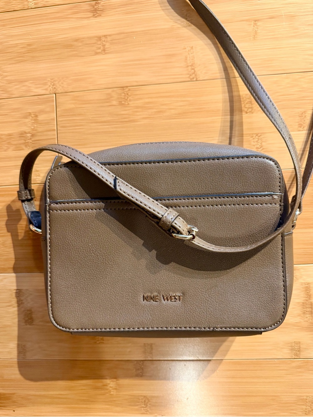 Nine West Bowie Mini Camera Crossbody Taupe Mushroom Pebbled